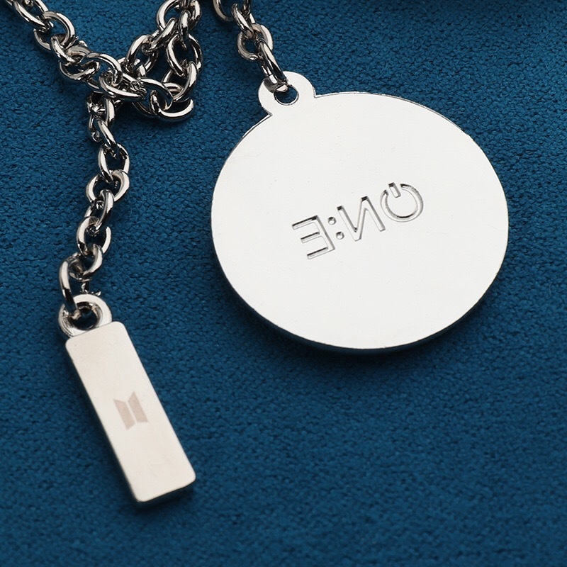 2個セット BTSグッツ BTS 防弾少年団 MAP OF THE SOUL ONE ブローチ