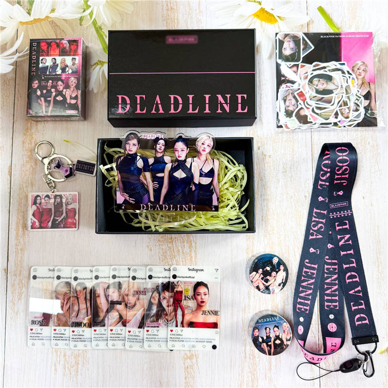 BLACKPINKグッズ ギフトボックス フォトカード DEADLINE セット トレカ