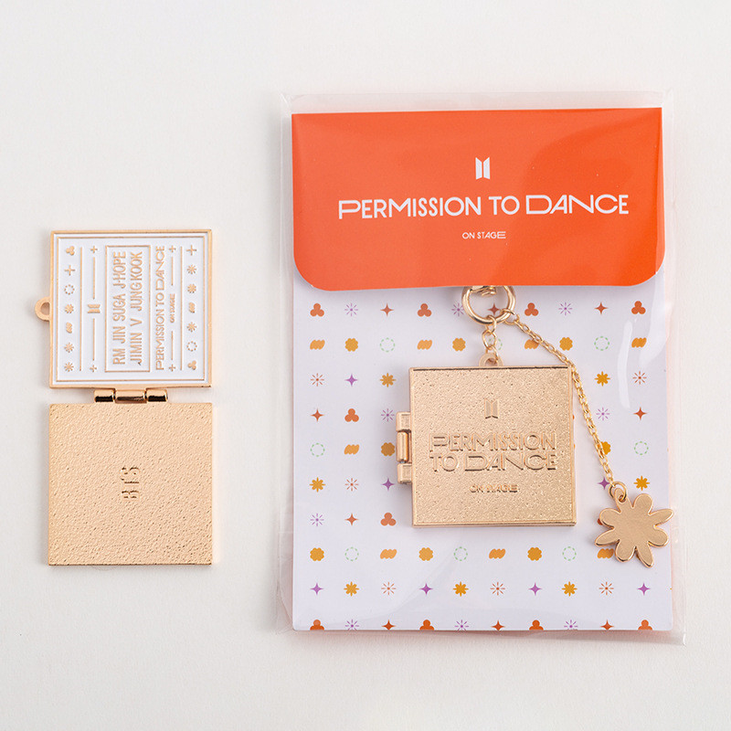 BTSグッズ キーホルダー 防弾少年団 バンタン キーリング BTS 合金