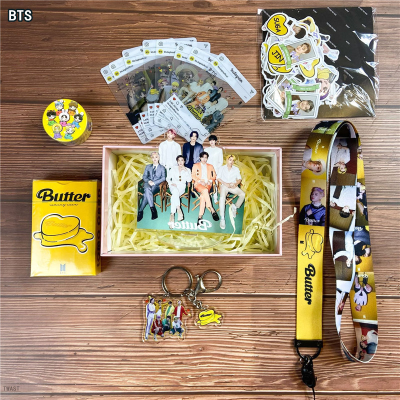 BTSグッズ ギフトボックス フォトカード テープ セット トレカ 写真 Butter フォトカード 防弾少年団 アイドル キーリング ストラップ  シールセット バンタン