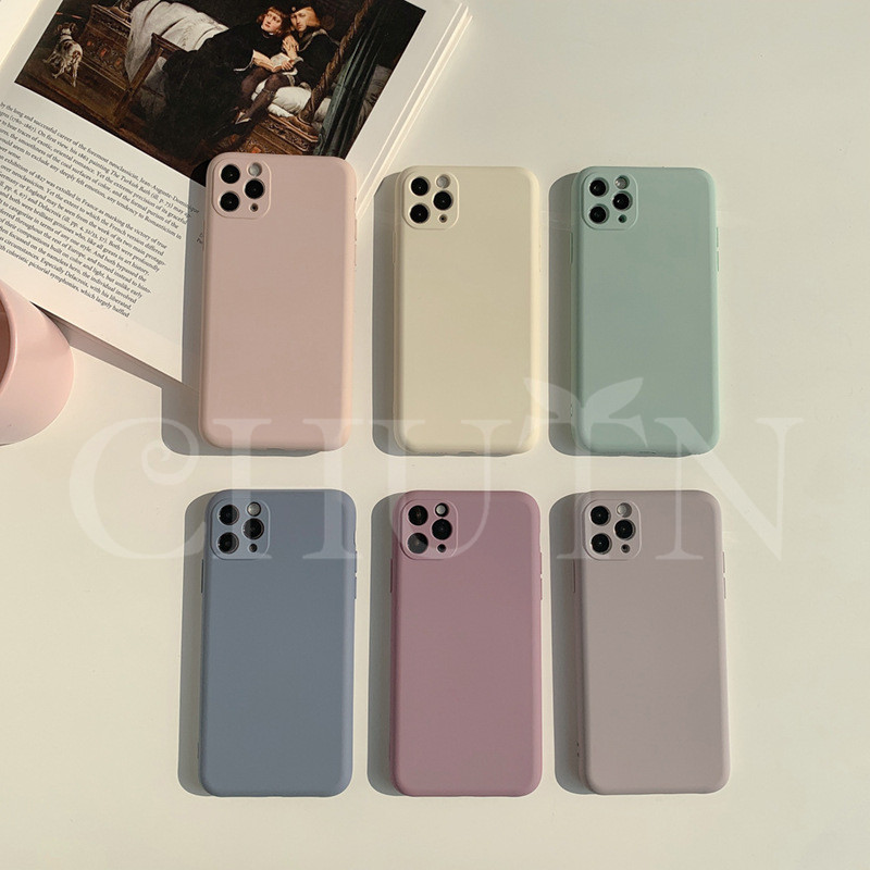 美品 iPhone 15 Plus シリコンケース付き iPhone 15 Plus シリコン製ケース リング付 オレンジ RM