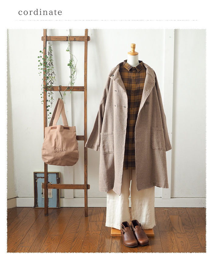 CIEL（シエル） ダブルボタン羽織りコート ハイネックで首元まで