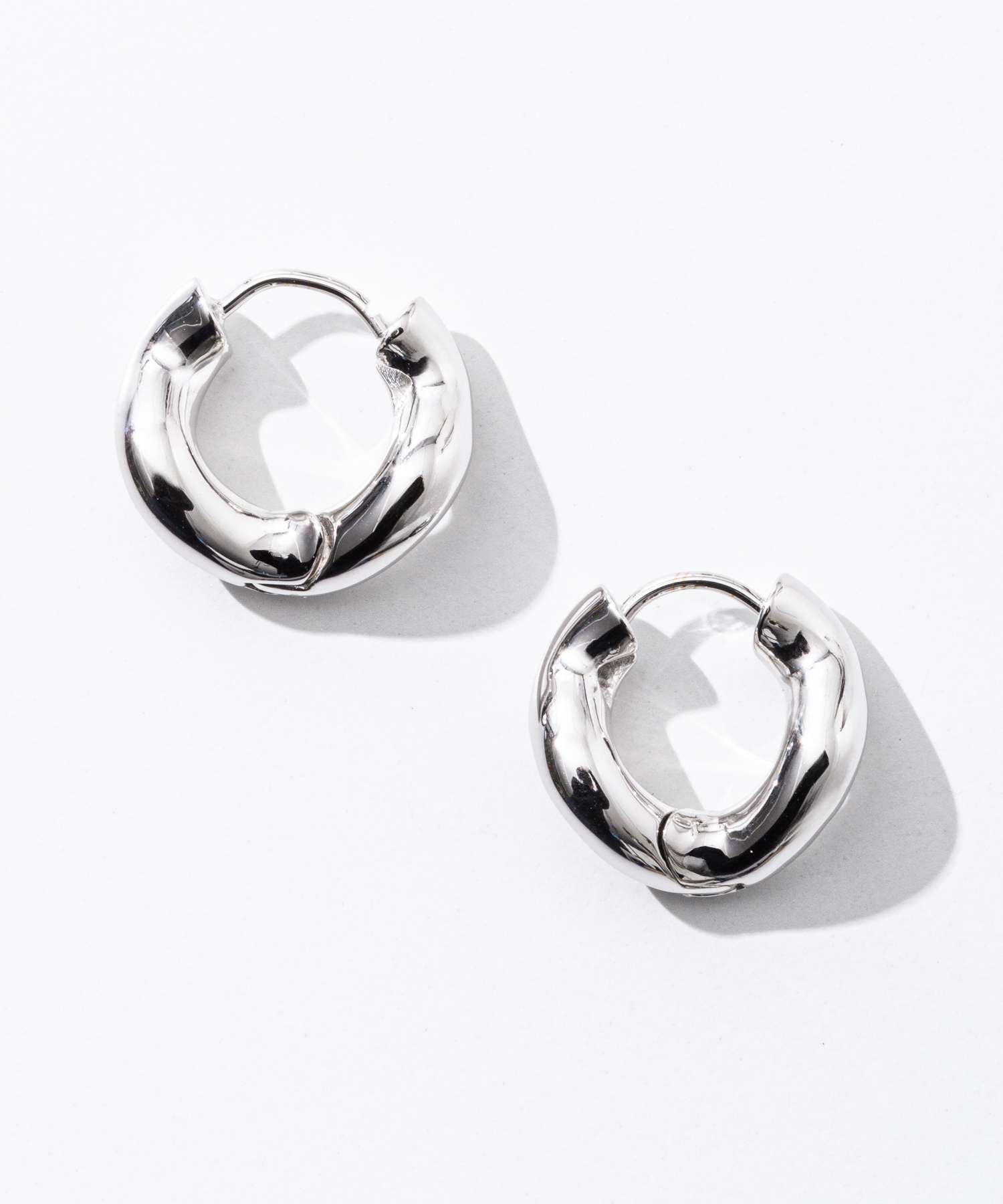 関税送料込★charlottechesnais マキシウェーブピアス 224516-3.jpg