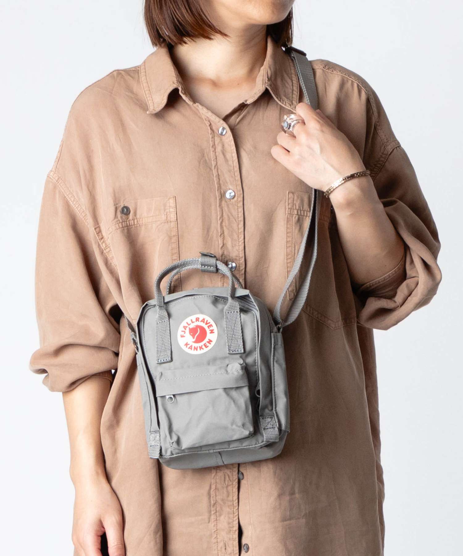 FJALL RAVEN（フェールラーベン） FJALLRAVEN Kanken Sling カンケン
