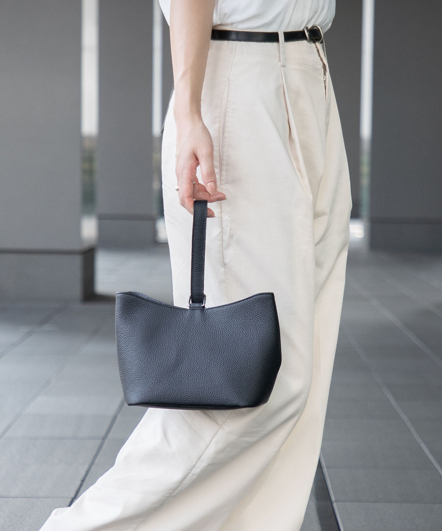 ギオネ GUIONNET ONE HANDLE BAG ワンハンドルバッグ PG026 DRYGRAIN ドライグレイン 撥水 ハンドバッグ レディース バッグ レザー | GUIONNET | 01
