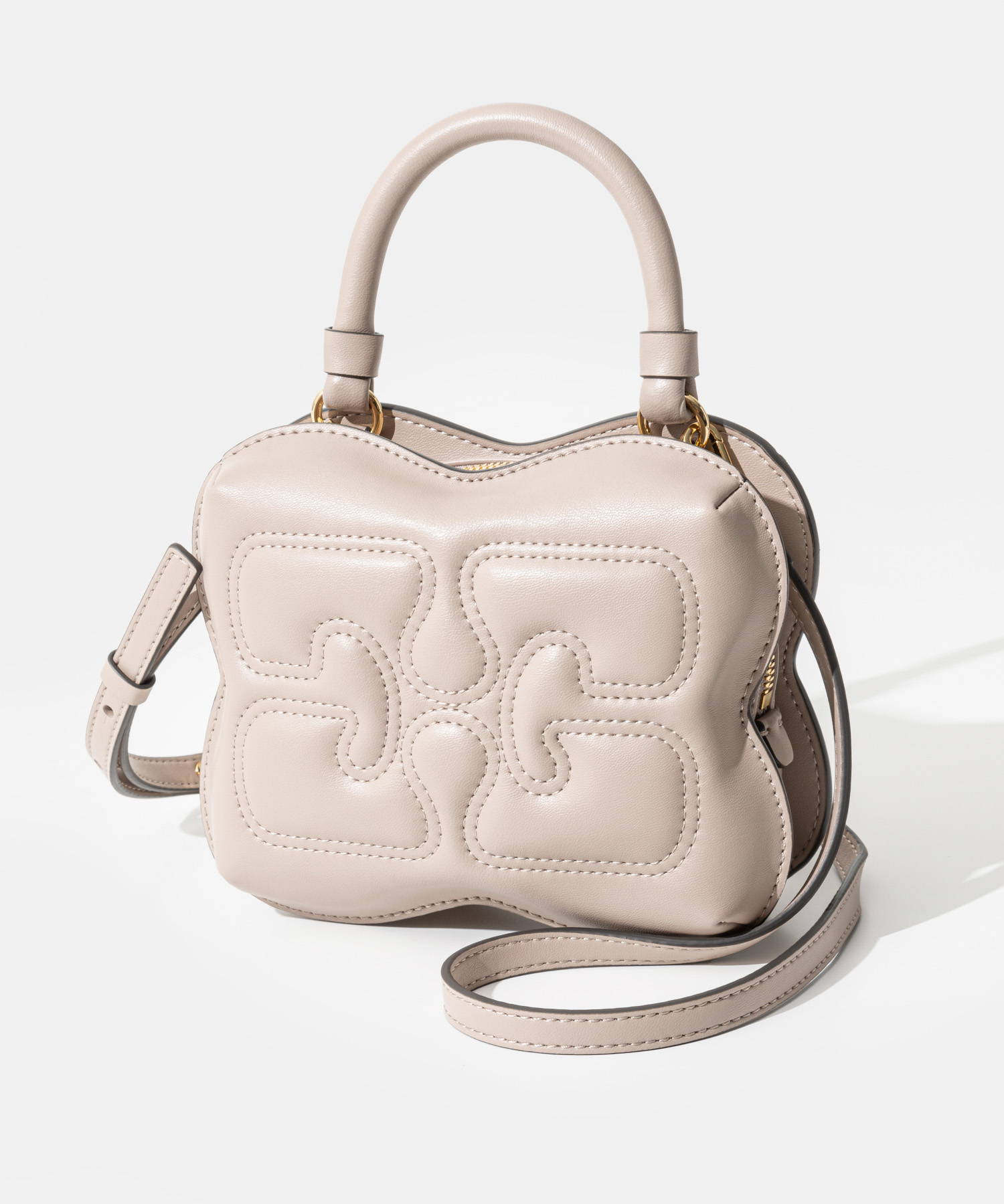 ガニー GANNI BUTTERFLY SMALL CROSSBODY A5489 A5924 A5925 レディース バック ハンドバッグ  バタフライ スモール クロスボディ ショルダーバッグ : gni0000001016 : U-STREAM - 通販 - Yahoo!ショッピング