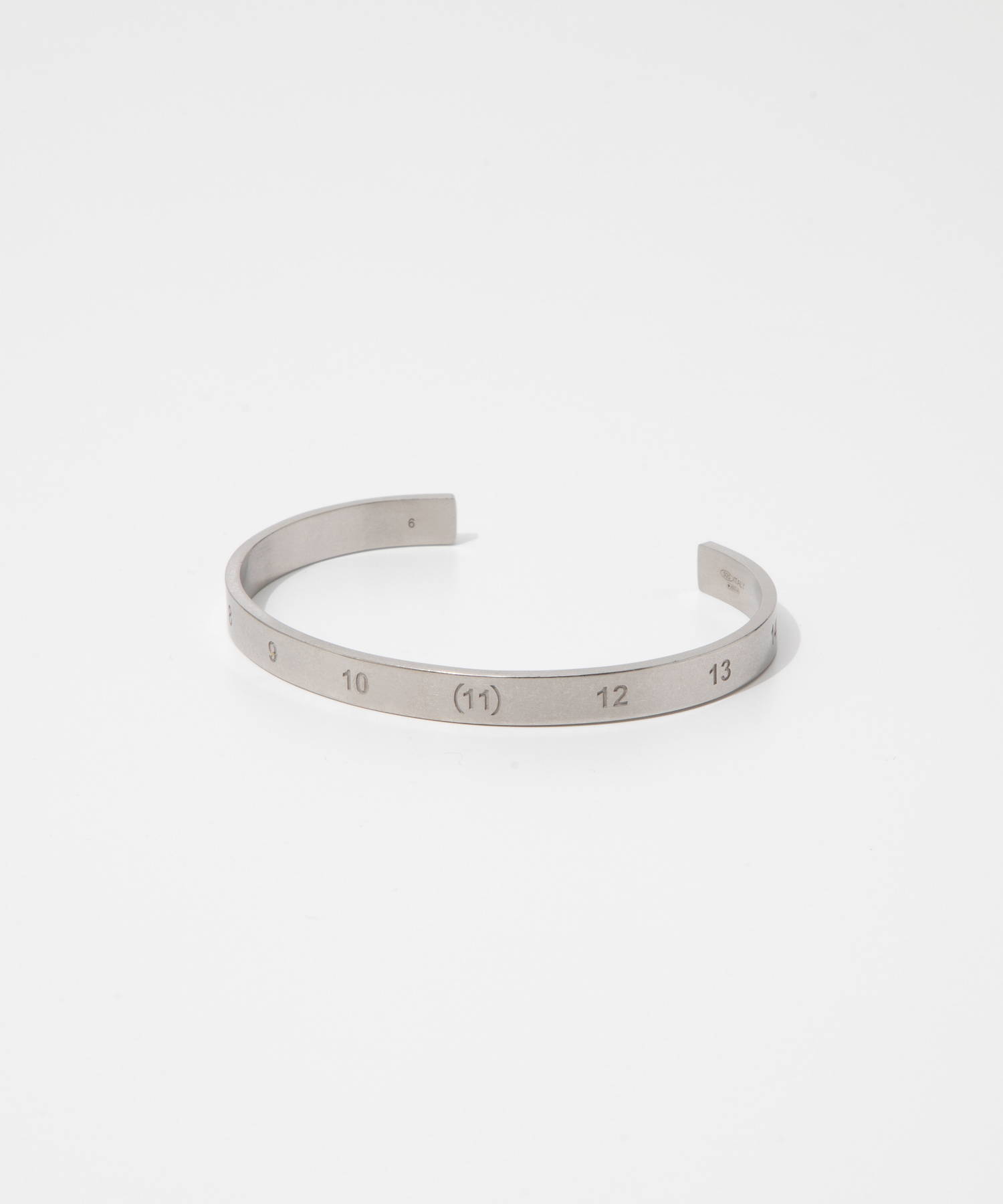 メゾン マルジェラ MAISON MARGIELA SI8UY0003 SV0129 ブレスレット Cuff メンズ レディース アクセサリー  ナンバリング カフブレスレット バングル silver925