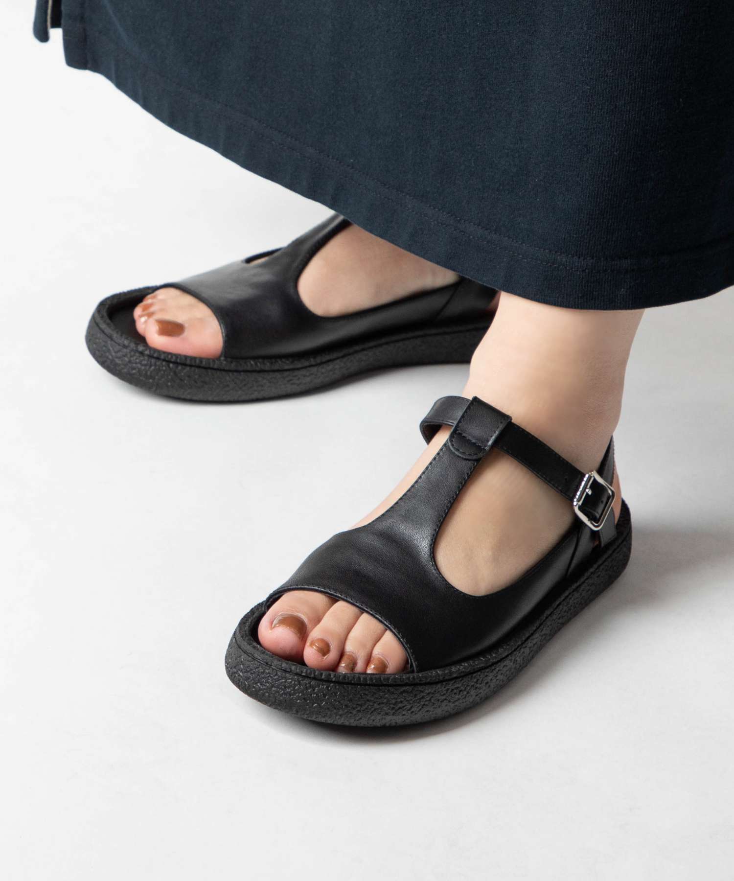 【正規品】 モヒ MOHI T Strap Leather Sandal Tストラップ レザーサンダル GU2-8029-1-SE サンダル オープントゥ フラットシューズ レディース シューズ 爆買 | MOHI | 01