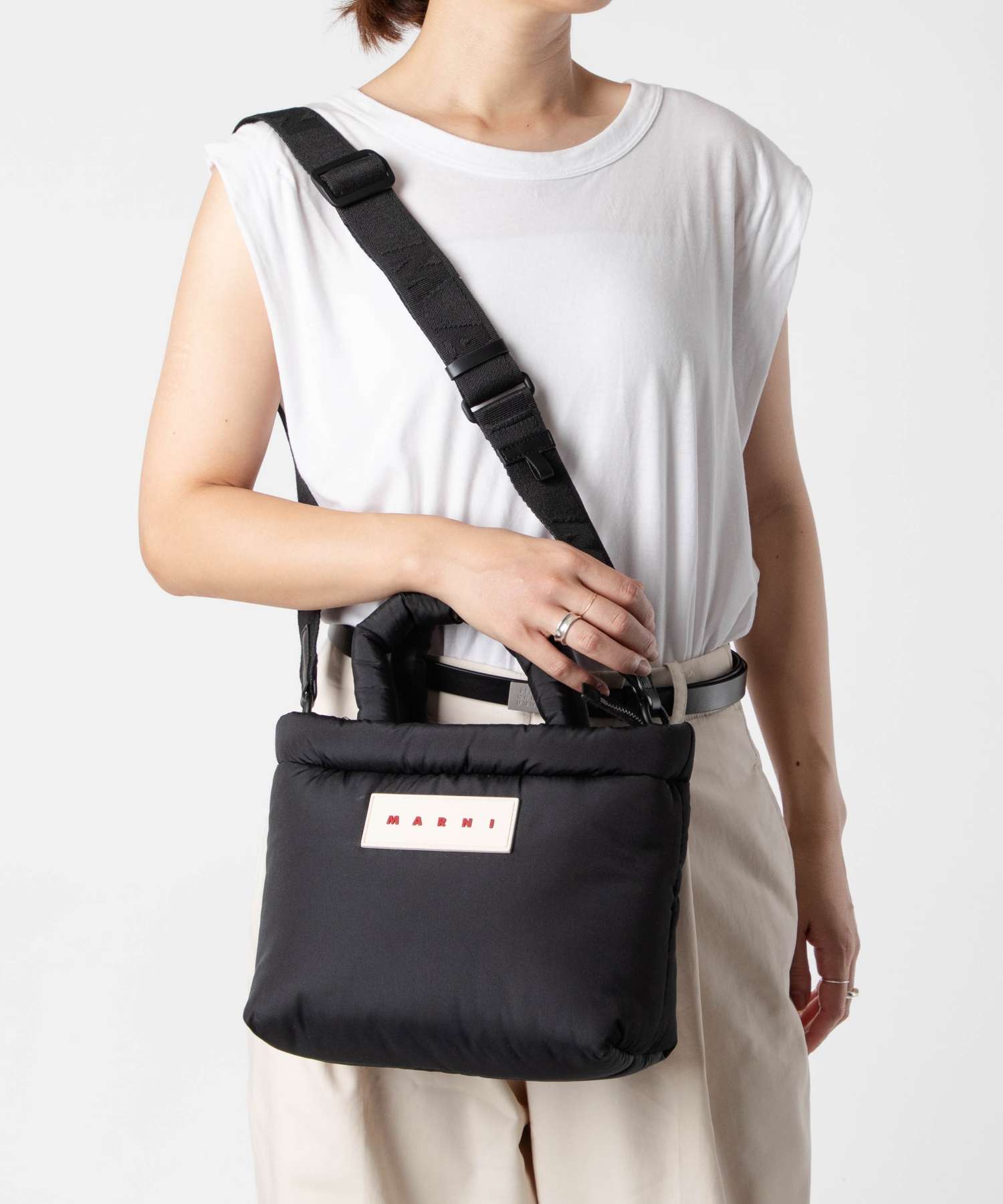 マルニ MARNI PUFF E/W TOTE BAG パフ トートバッグ BMMP0131U2 P8068 ショルダーバッグ メンズ レディース バッグ ブラック | MARNI | 01