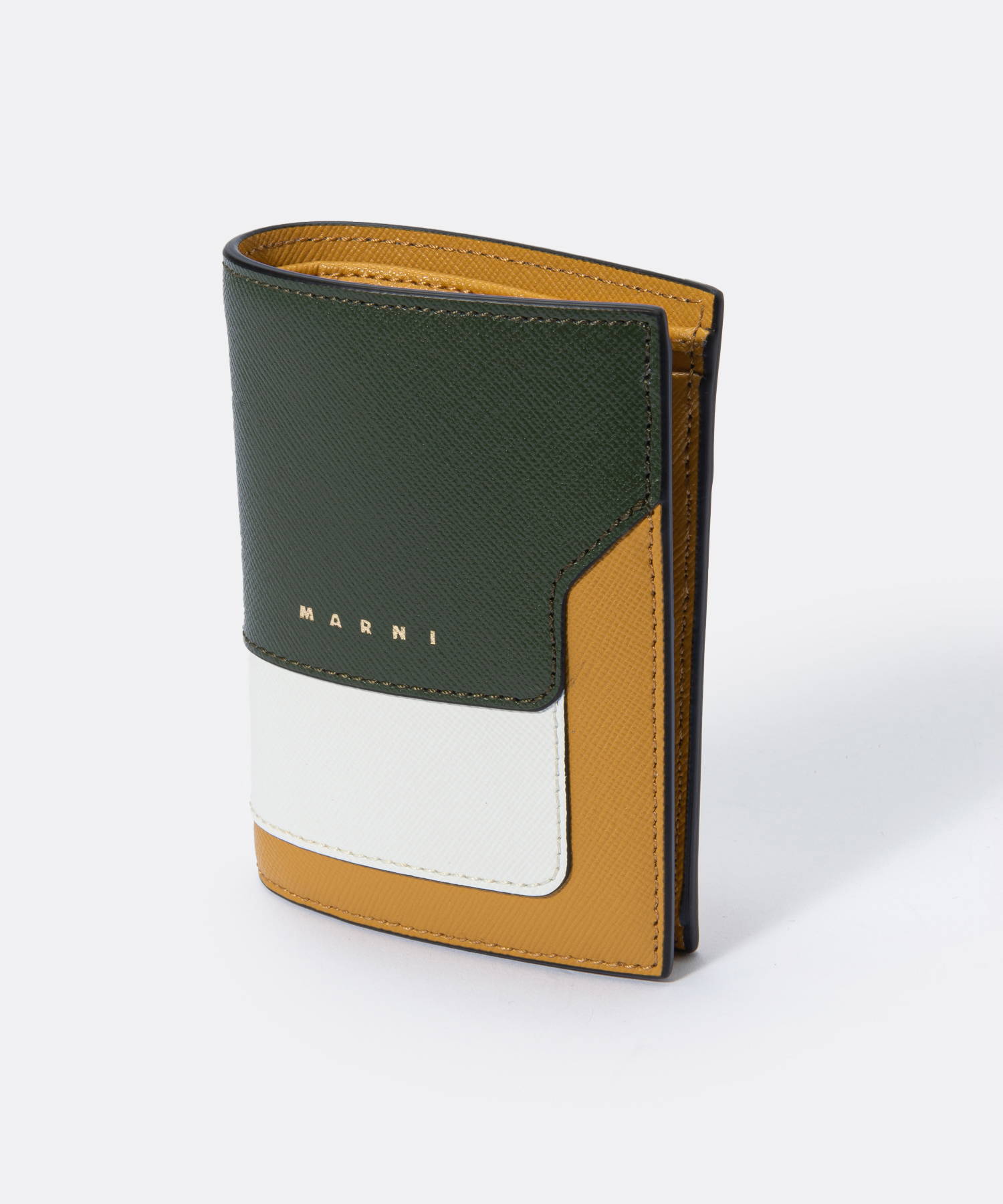 【◎正規品・美品】MARNI 二つ折り財布 マルニ 財布 MARNI 二つ折り財布 ブラック コンパクト ミニ財布