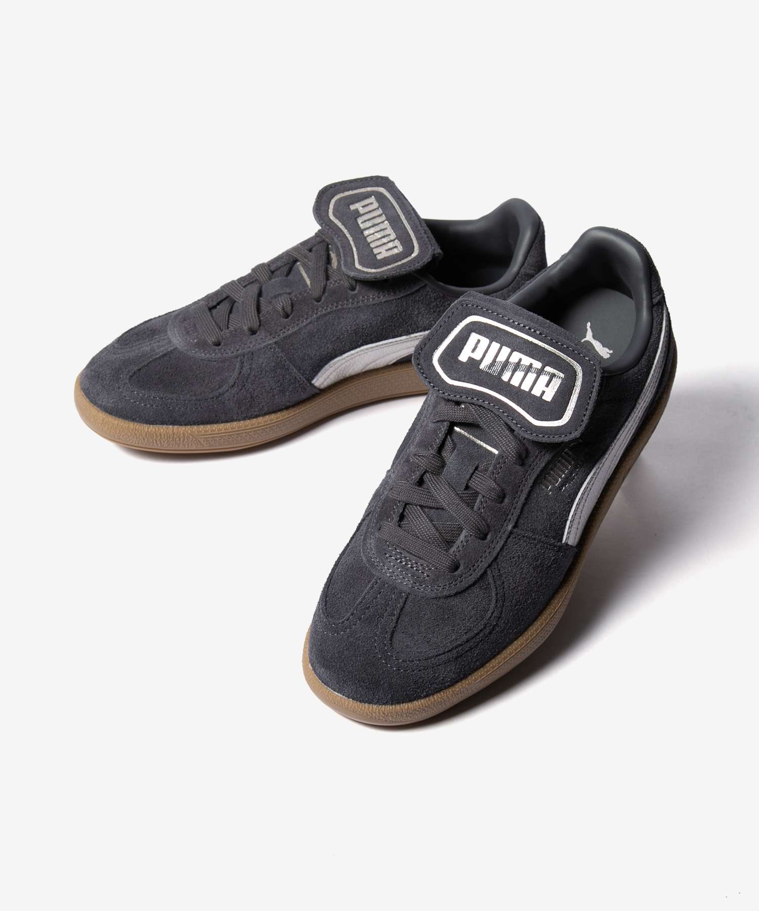 PUMA（プーマ） PUMA PALERMO PREMIUM METALLIC SNEAKER パレルモ
