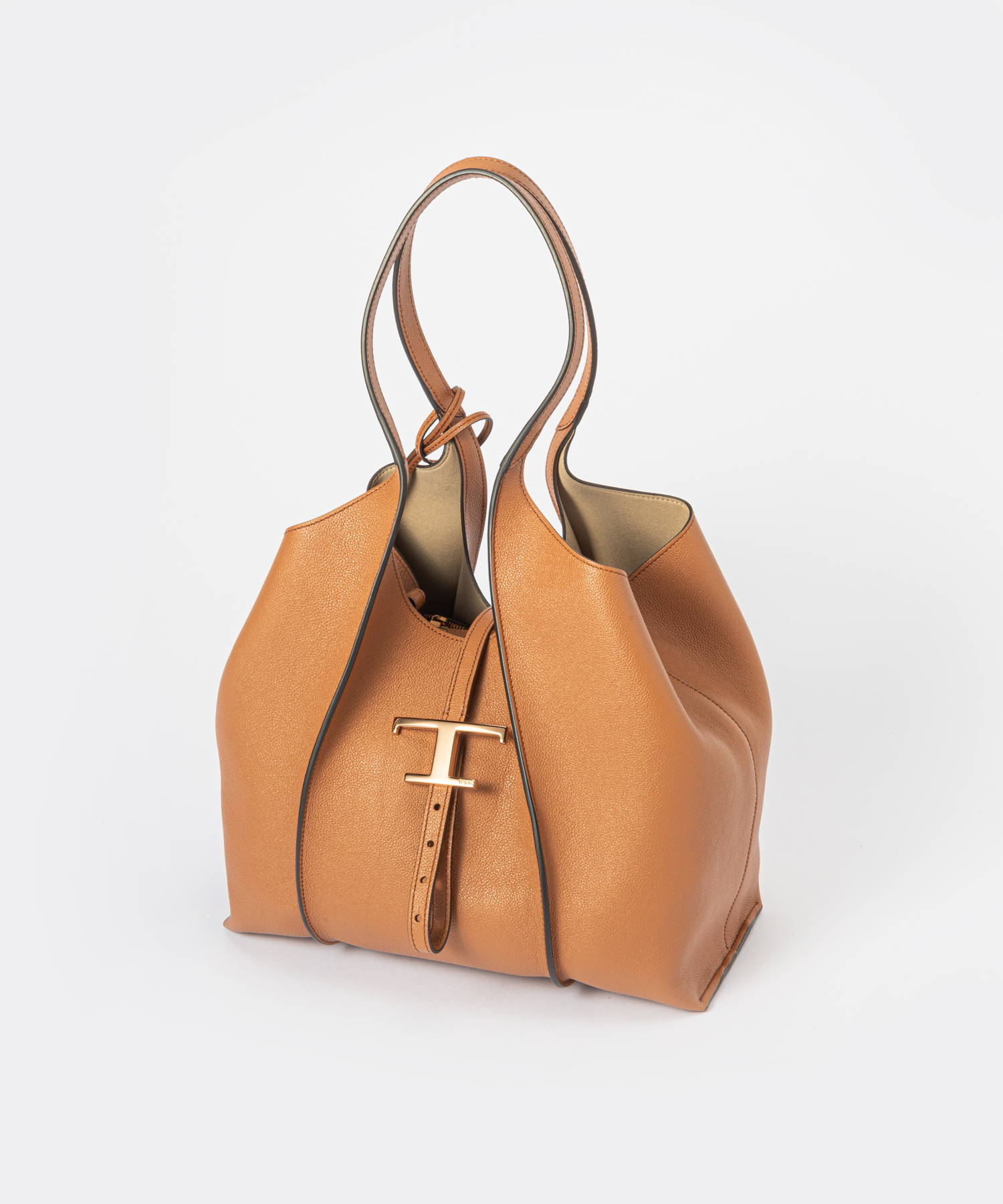 Tod's XBWTSBA0200Q8EC600 関税送料込 TOD'S TODS トッズ トートバッグ XBWTSBA0200Q8E XBWTSBA0200XSO