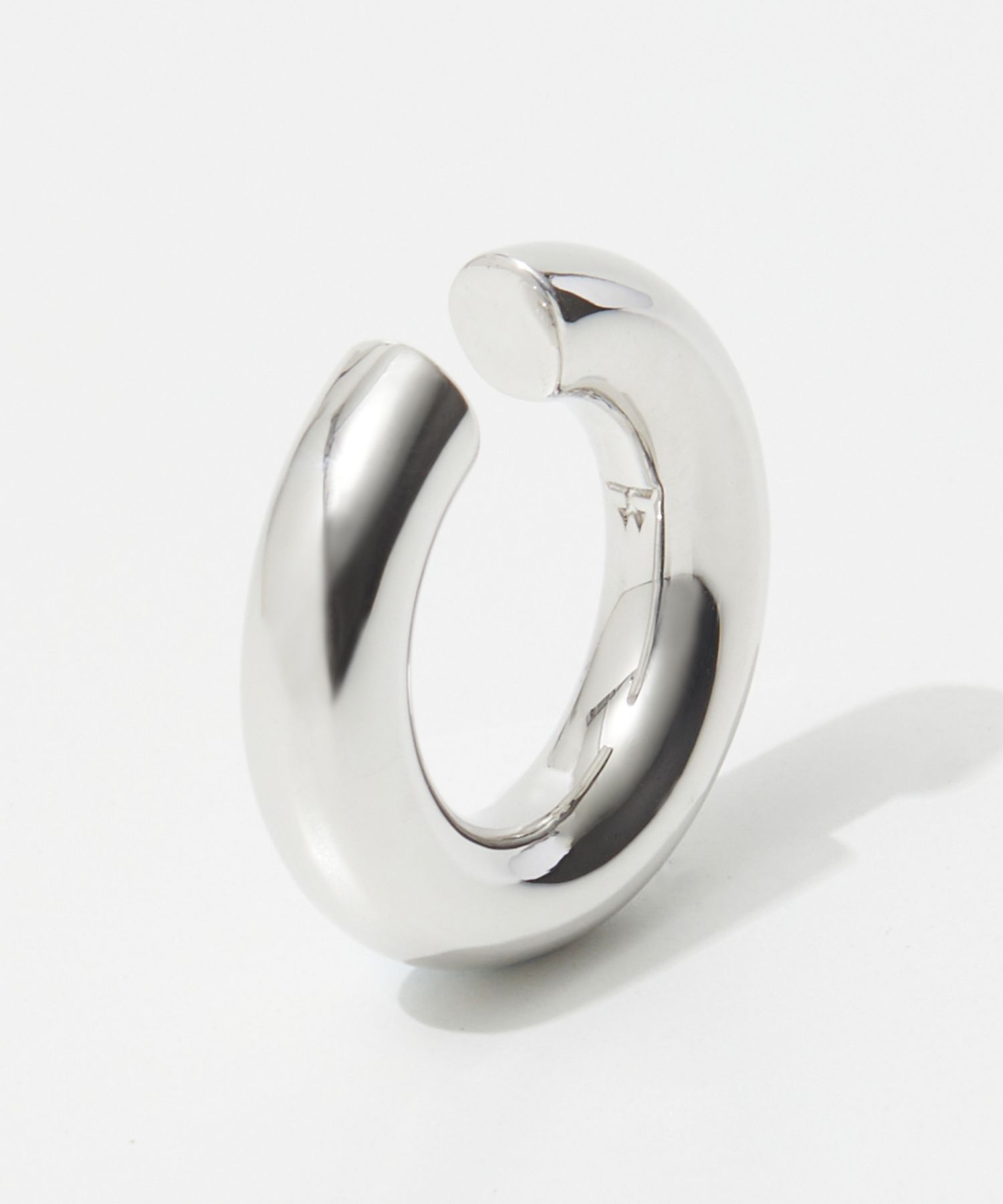 TOM WOOD（トムウッド） TOM WOOD Chunky Ear Cuff M E10421XRNA01S295