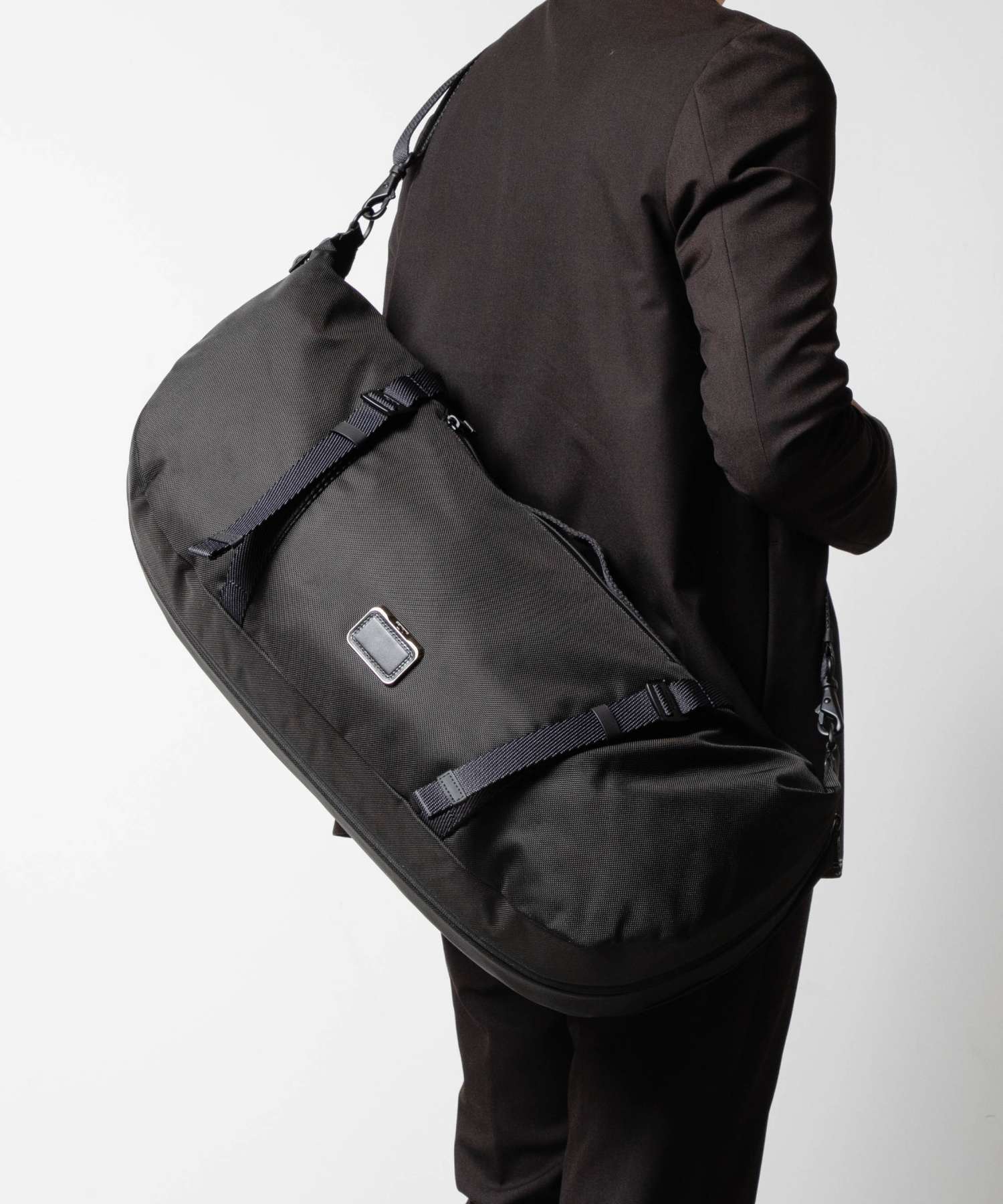 正規品TUMI Alpha Bravo ディヴィス 黒 TUMI（トゥミ） TUMI ALPHA BRAVO アルファブラボー DEVIATION SLING