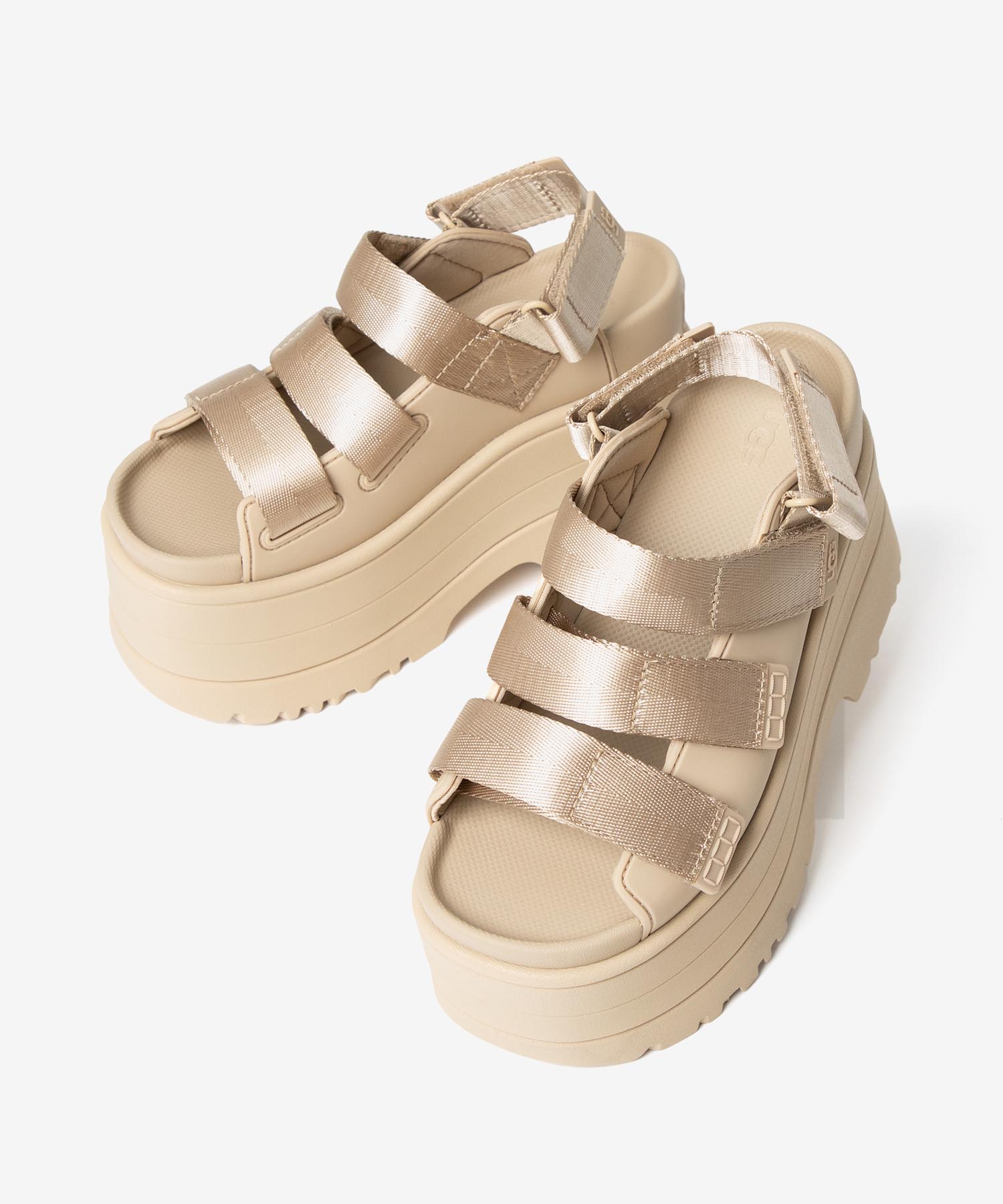 【新品未使用】UGGゴールデンライズ 厚底 UGG アグ PLATFORM SANDALS 厚底サンダル GOLDEN RISE