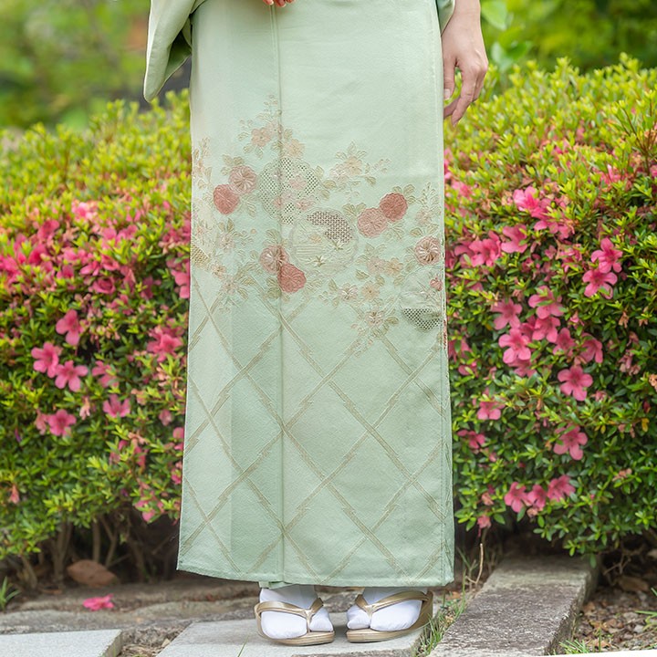 訪問着➕長襦袢フルセット　単衣　着物　正絹　薄もの　汕頭刺繍　豪華　薄ベージュ 楽天市場】【 未使用 】 特選 訪問着 汕頭刺繍 スワトウ 着物
