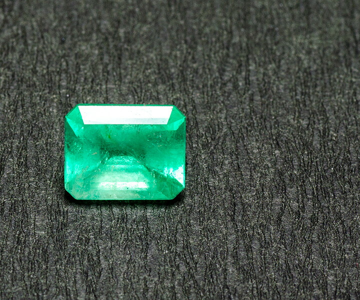 あでぃさま専用　宝石ルース　天然エメラルド 楽天市場】エメラルド 宝石 ルース 2．74CT : 直輸入価格の