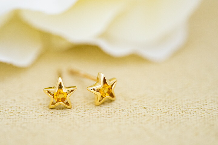 ハイジ✨スタッドピアス　出品✨様＊いちょうのペントップ イエロー他１点 スタッドピアス シトリン 星 スター イヤリング 両耳用 PT900・K18