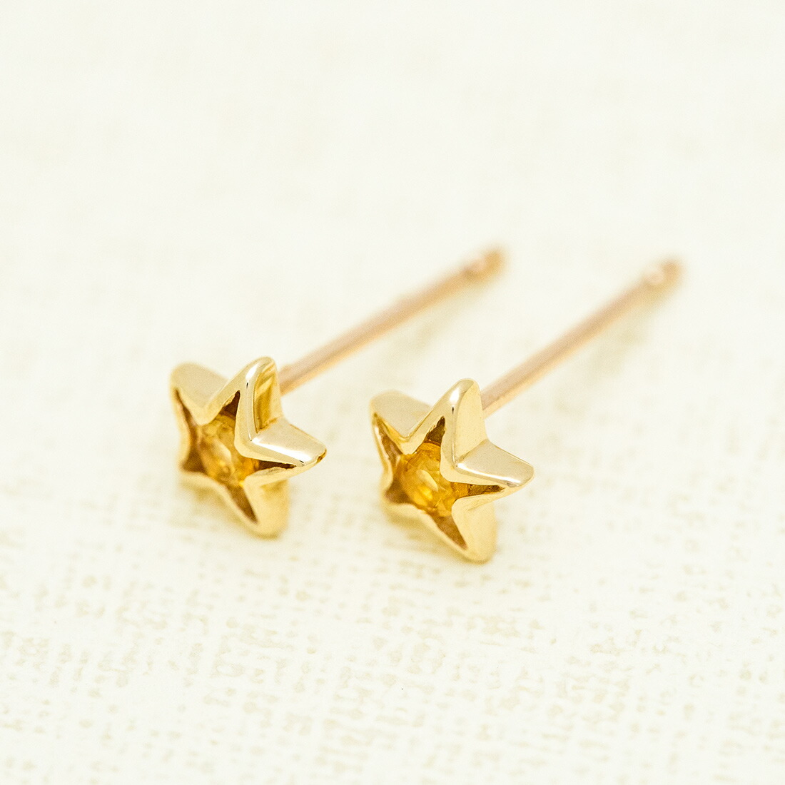 スタッドピアス シトリン 星 スター イヤリング 両耳用 PT900・K18