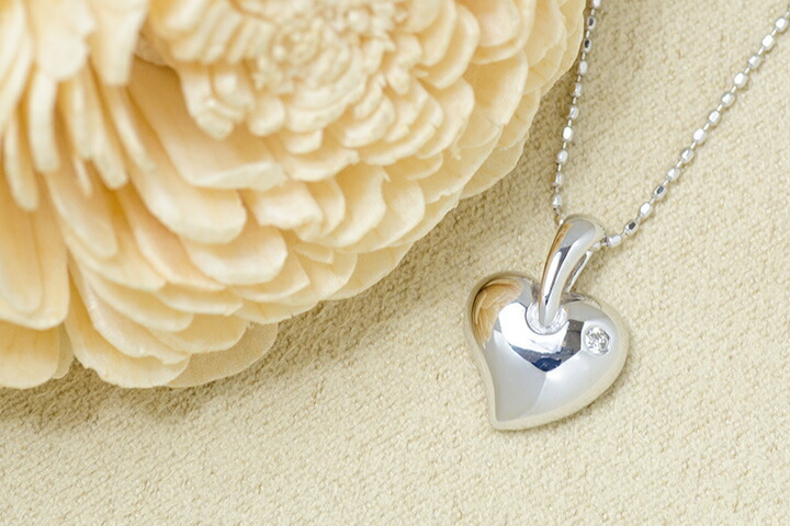 K18 ハートモチーフ ダイヤモンドペンダントトップ K18 ハートモチーフ ダイヤモンドペンダントトップ