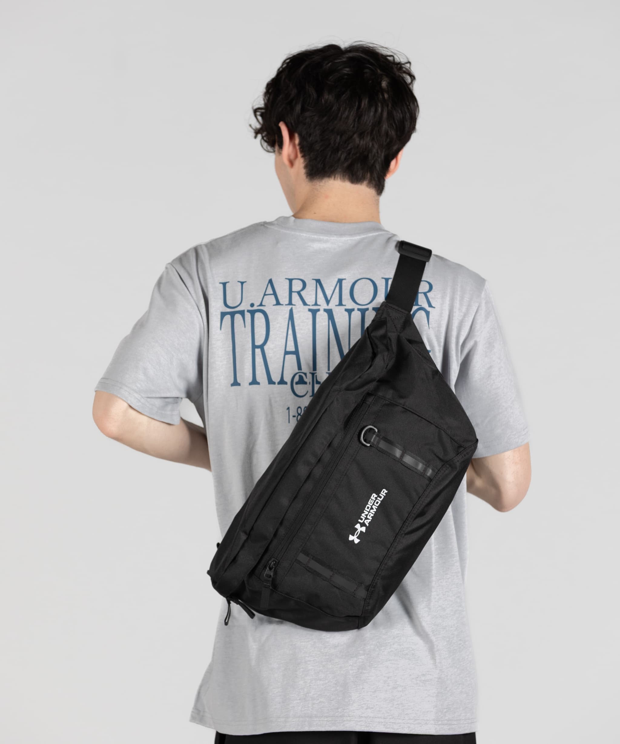 UNDER ARMOUR（アンダーアーマー） 公式 UNDER ARMOUR UA ラージ