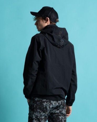 アイズフロンティア　2025最新　秋冬