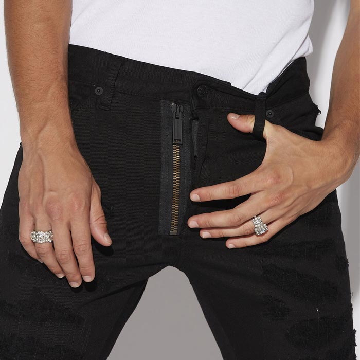 DSQUARED2（ディースクエアード） 30%OFF DSQUARED2 S79LA0038 BULL