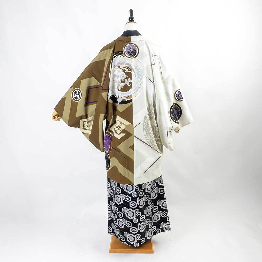 新春セール ｜往復送料弊社負担｜【レンタル】【対応身長160cm-170cm】男性用レンタル紋付き袴フルセット｜紋付きフルセット｜紋付袴レンタル｜羽織紐｜袴｜はかま｜ 【2379405541】(15015円)