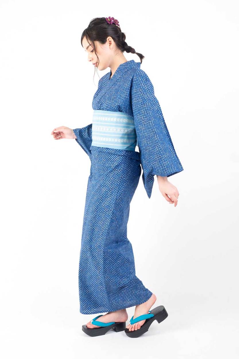(61)浴衣　ゆかた　反物　清元しぼり　紺系 完成品 ゆかた 61)浴衣 反物 紺系 清元しぼり 着物・浴衣 - 着物