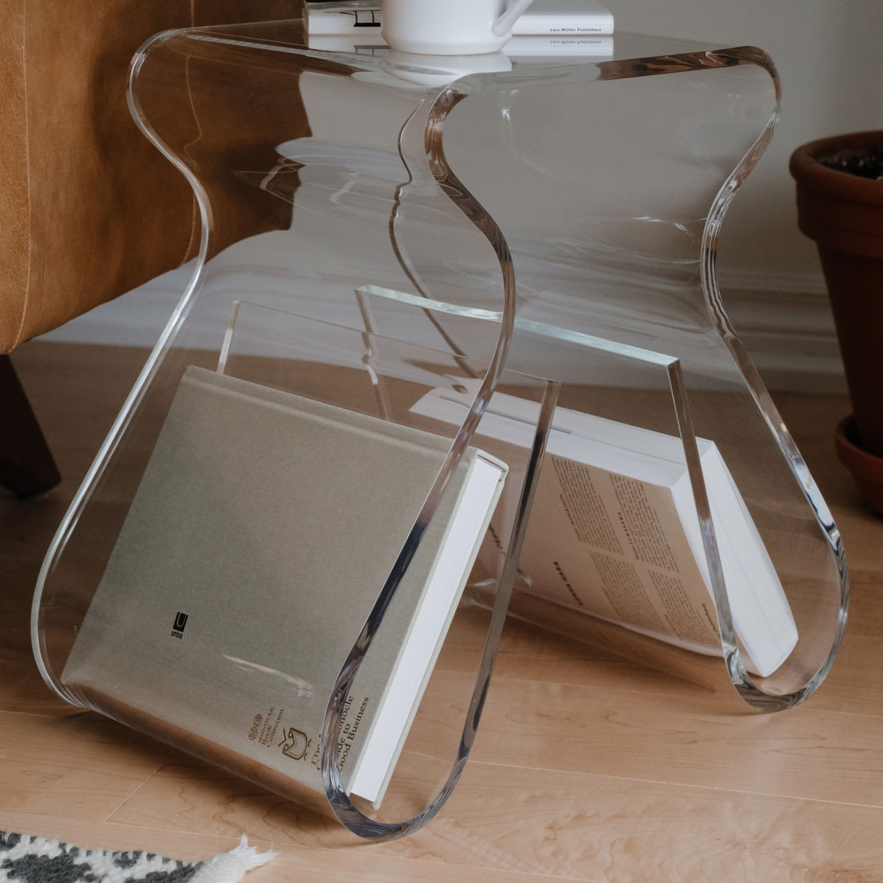 Umbra アンブラ MAGINO stool with magazine rack マジノ スツール