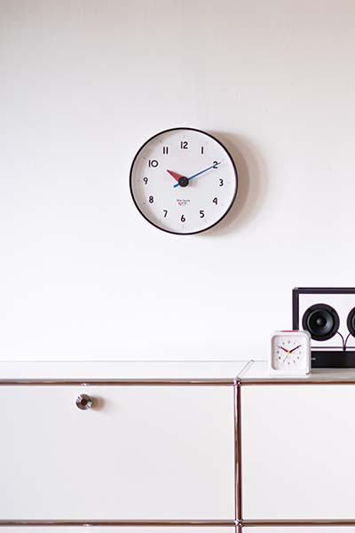 EL COMMUN エルコミューン BHS GENE WALL CLOCK Universal バウハウスジーン ウォールクロック ユニバーサル  WCL-025 復刻フォント 掛時計 スイープムーブメント : 812199 : アンリミット - 通販 - Yahoo!ショッピング