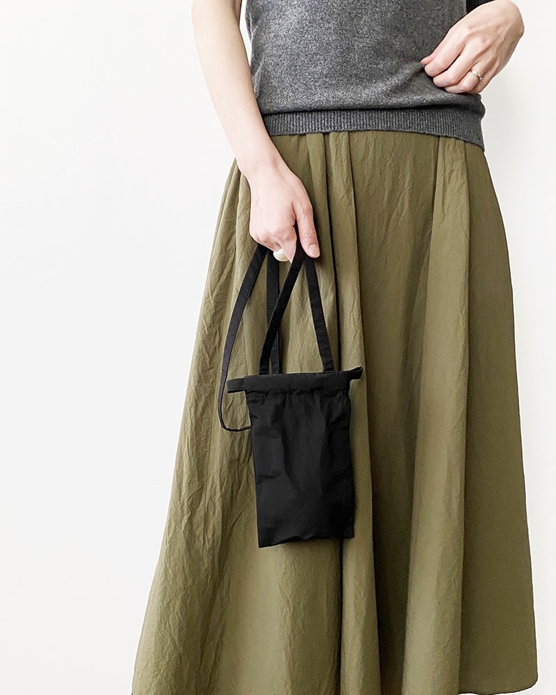formuniform リトアニア リネンエプロン 黒 フォームユニフォーム 19219002-f.jpg