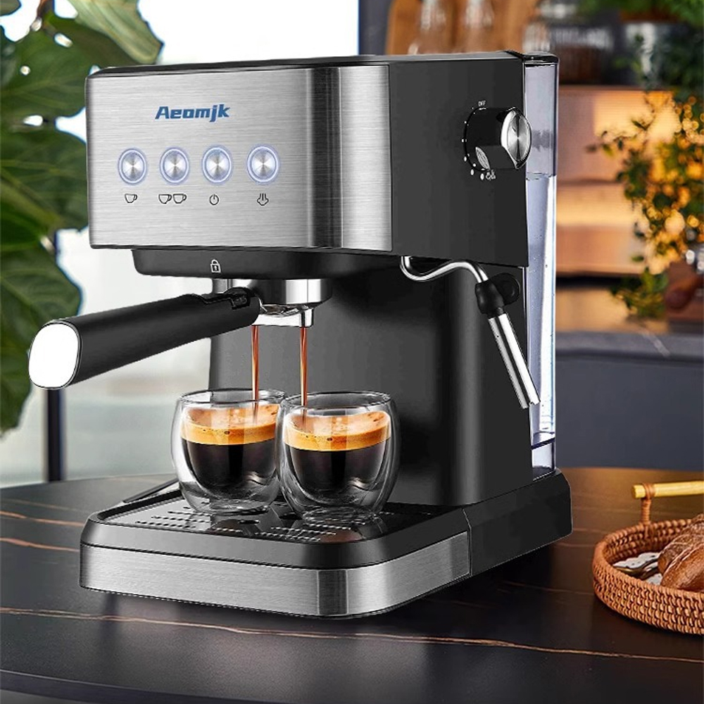 エスプレッソマシン 1050W家庭用 コーヒーメーカー ミルク泡立て器