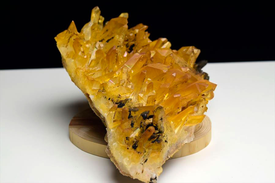 全品採掘鉱山より直輸入 アーカンソー 水晶 ゴールデンヒーラー