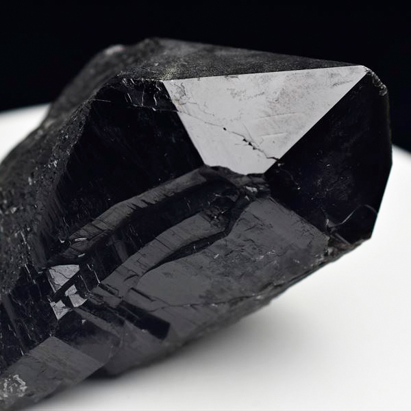 黒魔除けの石　モリオン（黒水晶）クラスター　約1026g モリオン（黒水晶）クラスター 780g | 数珠屋粋鳳