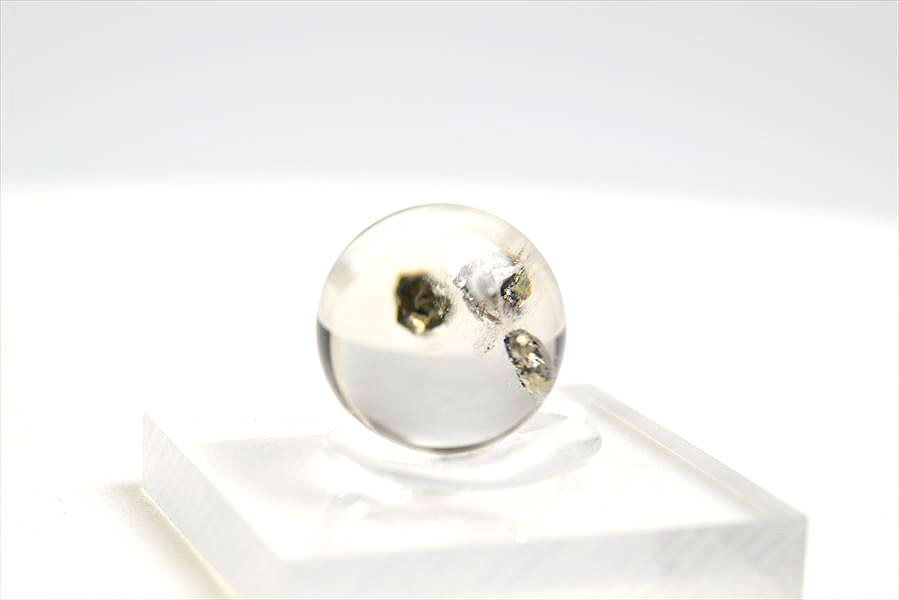 パイライトインクォーツ (約14.5mm珠) AAAA 黄鉄鉱入り水晶 丸玉