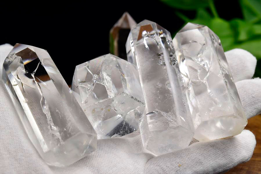 レインボー 水晶 ポイント 種類お任せ (約60g~70g) 六角柱 虹