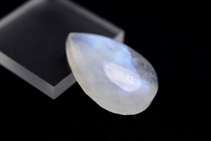 ムーンストーン カボション ルース (約7.2g) 現物画像 ブルームーン