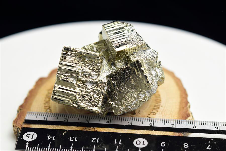 パイライト 黄鉄鉱 (約179.7g) クラスター ギラギラ結晶 原石 ペルー