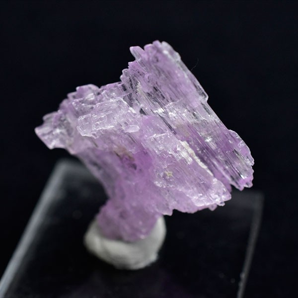 クンツァイト (約5g) 最高級 リチア輝石 結晶 原石 ヒデナイト 鉱物 