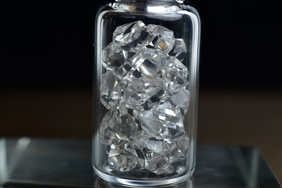 ハーキマーダイヤモンド&ベラクルスアメジスト 結晶詰め合わせ