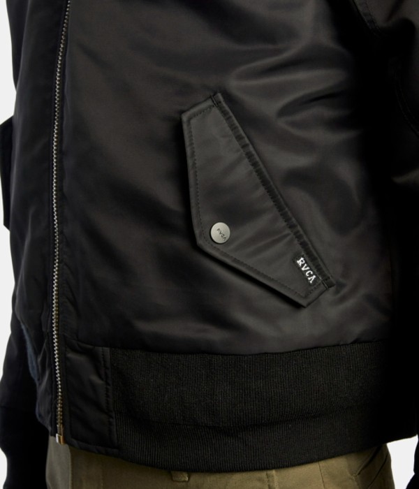 RVCA（ルーカ） グラフィック刺繍ミリタリージャケット MA-1 フライト