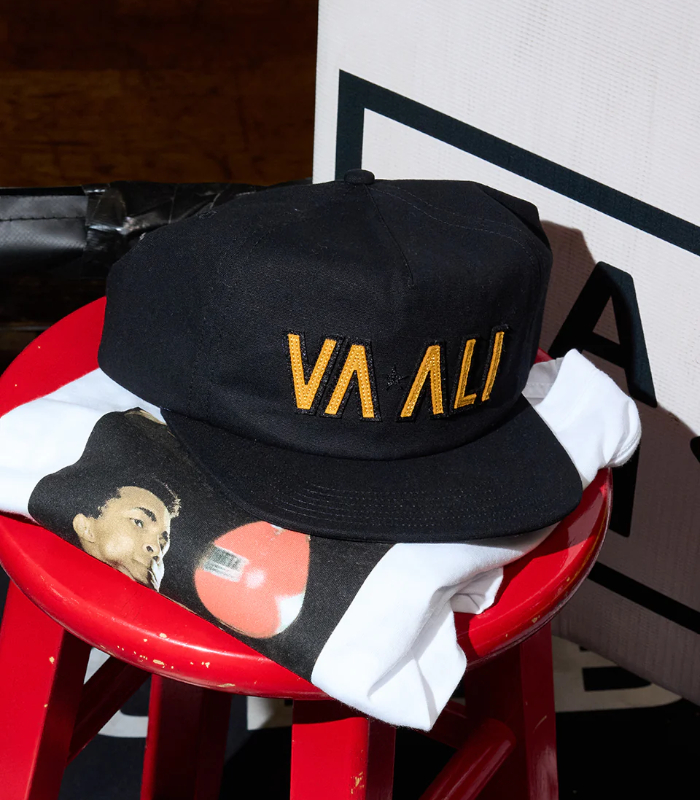 RVCA SPORT ルーカ スポーツ VA X ALI TRUCKER ストレートキャップ ユニセックス 帽子 カジュアル ストリート フリーサイズ メンズ レディース | RVCA