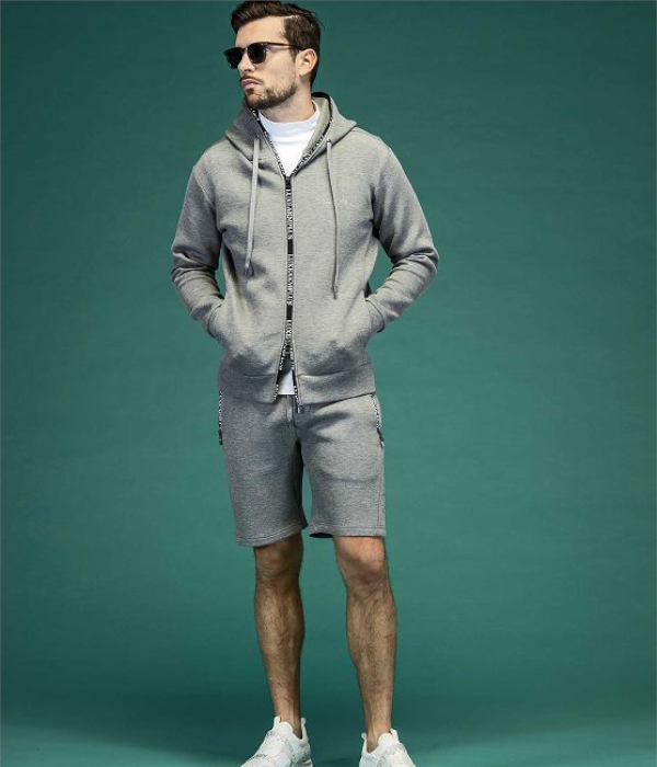 LUXE AKM PLUS リュクスエイケイエムプラス 軽量スウェットバックロゴ