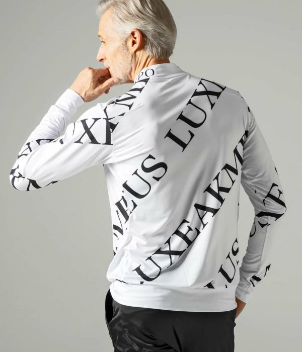 LUXE AKM PLUS リュクスエイケイエムプラス 総柄モックネックTシャツ
