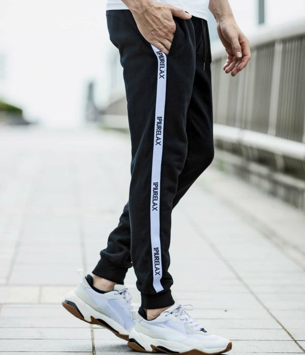 1PIU1UGUALE3 RELAX ウノピゥウノウグァーレトレ リラックス サイド