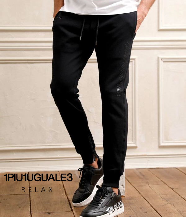 1PIU1UGUALE3 RELAX ウノピゥウノウグァーレトレ リラックス グリッターロゴスウェットパンツ メンズ ジョガーパンツ ジャージ カジュアル スポーツ | 1PIU1UGUALE3 RELAX