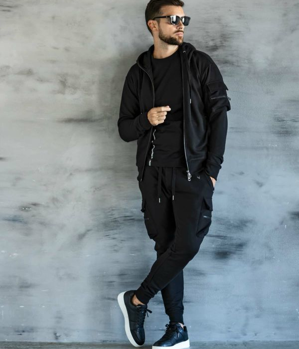 1PIU1UGUALE3 RELAX ウノピゥウノウグァーレトレ リラックス