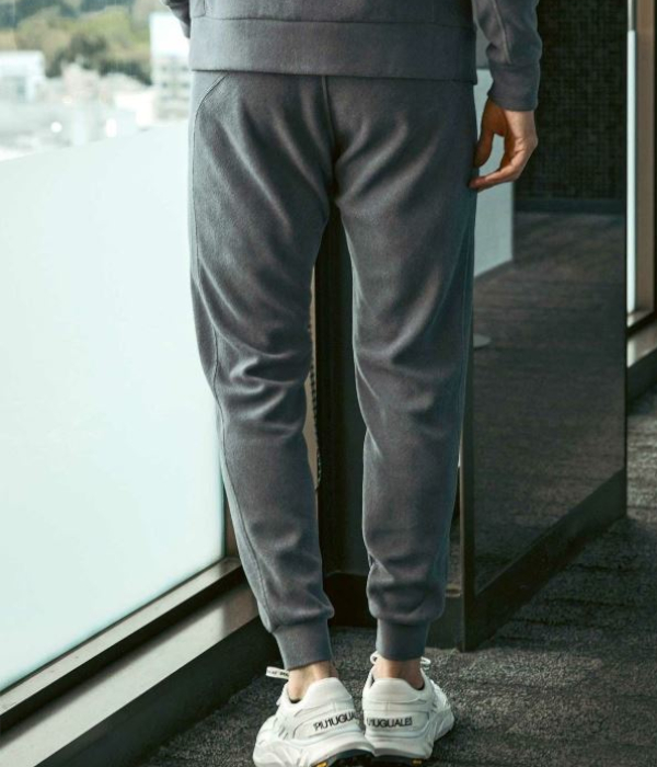 1PIU1UGUALE3 RELAX ウノピゥウノウグァーレトレ リラックス