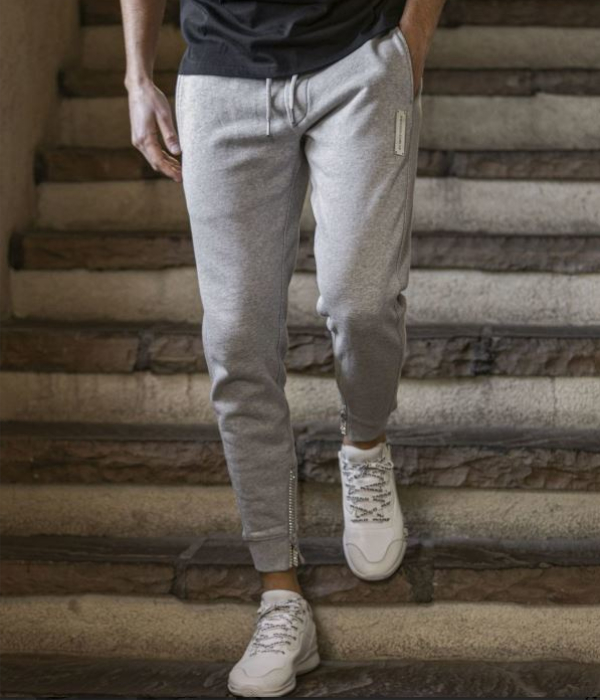 1PIU1UGUALE3 RELAX ウノピゥウノウグァーレトレ リラックス シルバーロゴプレートスウェットパンツ ジョガーパンツ メンズ ジャージ カジュアル スポーツ | 1PIU1UGUALE3 RELAX | 04